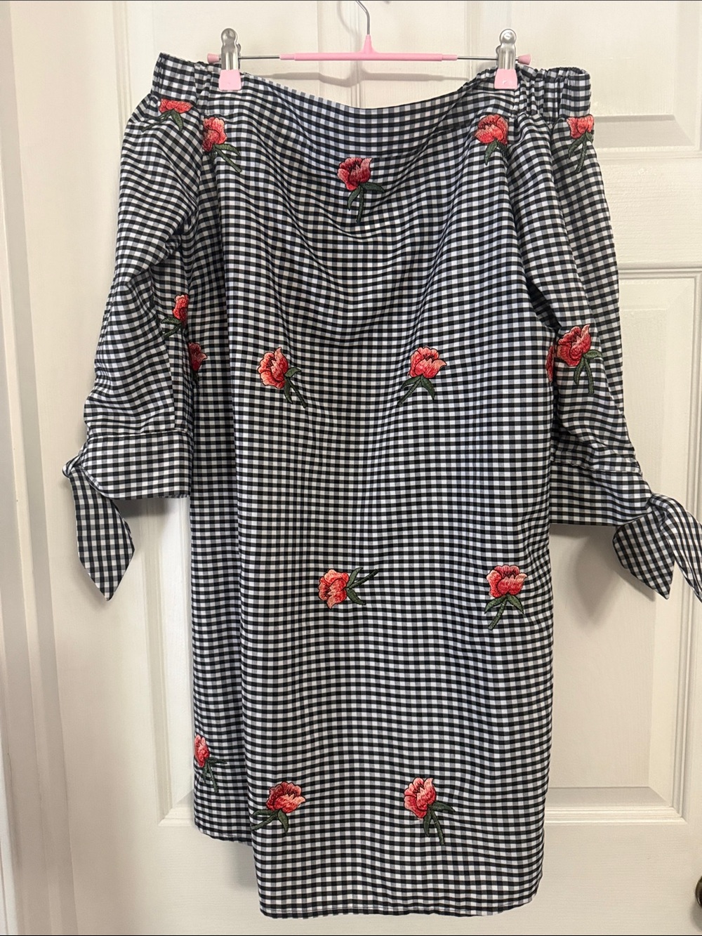 NWT Uncle Frank Gingham Embroidered Off Shoulder Dress Medium Floral